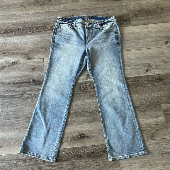 TORRID Perfect Slim Boot Classic Denim Mid-Rise Jean Size 18R - Picture 3 of 11